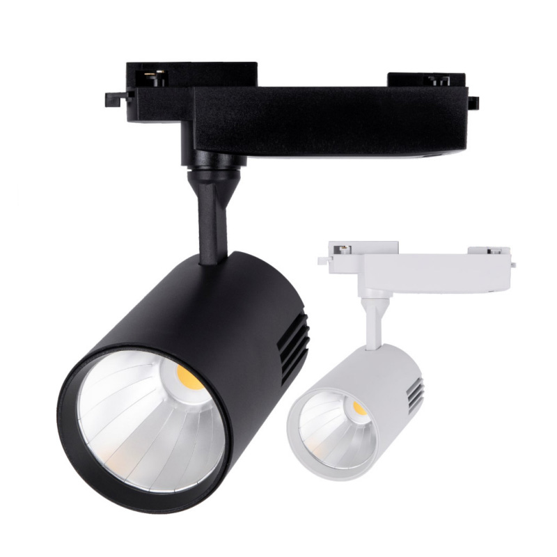 Са LED писти прожектори безспорните шампиони по енергийна ефективност
